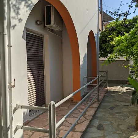 Hotel apartamentowy Omirico 3*